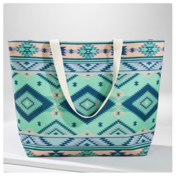 🩵New Ruggine Bohemian Ethnic Print Tote Bag And Matching Wristlet🩵 - Picture 4 of 11